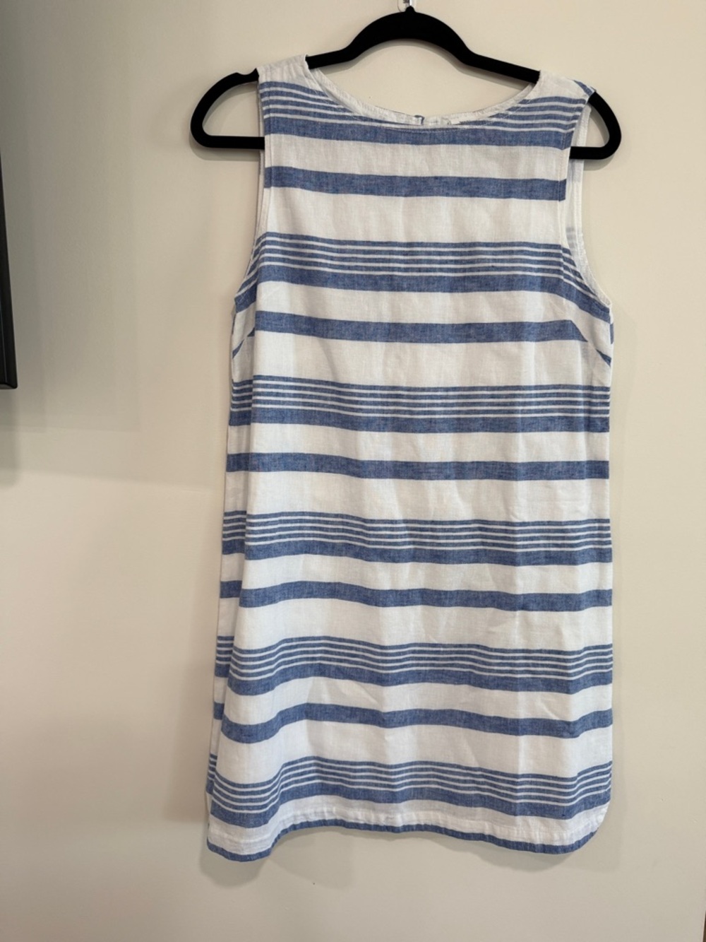 beachlunchlounge Blue and White Striped Sleeveless Midi Dress